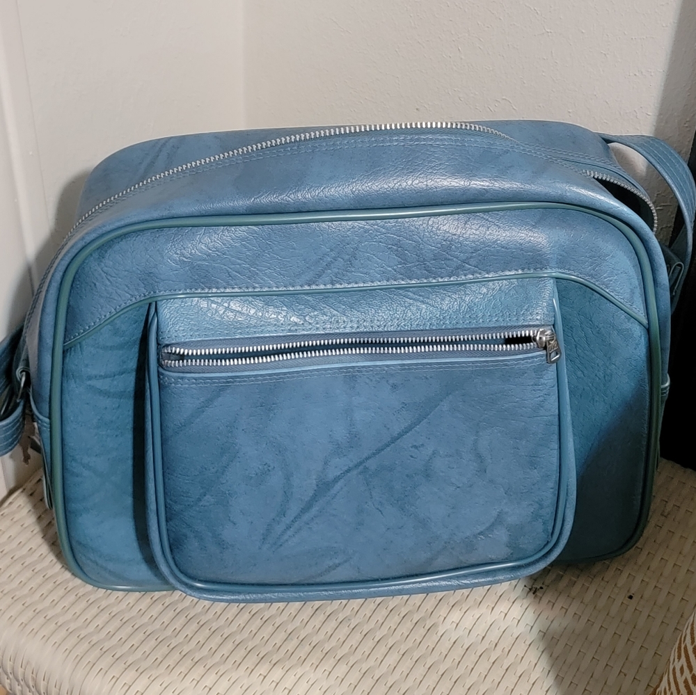 Vintage American Tourister Blue messenger bag